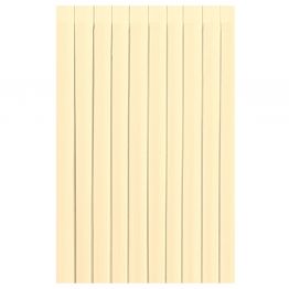 Klebt im Handumdrehen fest an den Tischen.