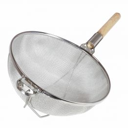 Mehr Produktinformationen Sieb Edelstahl Profi d.31 cm verst�rkt